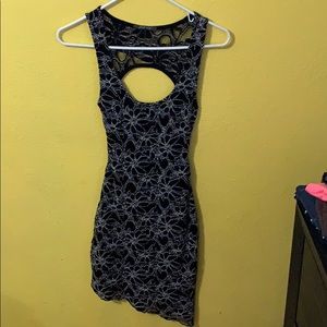 Backless dress